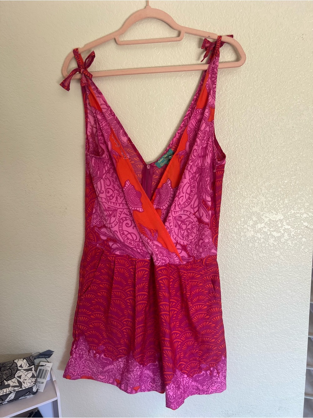 Women’s Pink & Orange Tie-Shoulder V-Neck Tunic Romper